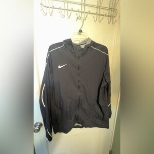Nike Windbreaker Men’s